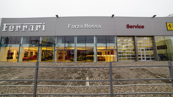 Forza Rossa opens the newest showroom in Europe, dedicated 100% to Ferrari brand