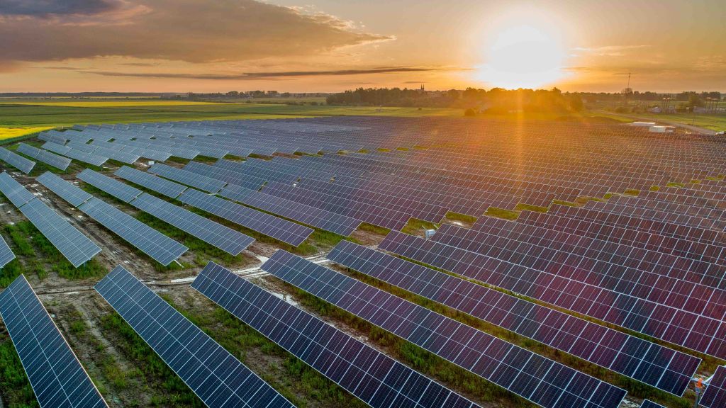 Over 450 million euros in photovoltaic parks in Romania - investment of a European leader in renewable energy, Green Genius, until 2025