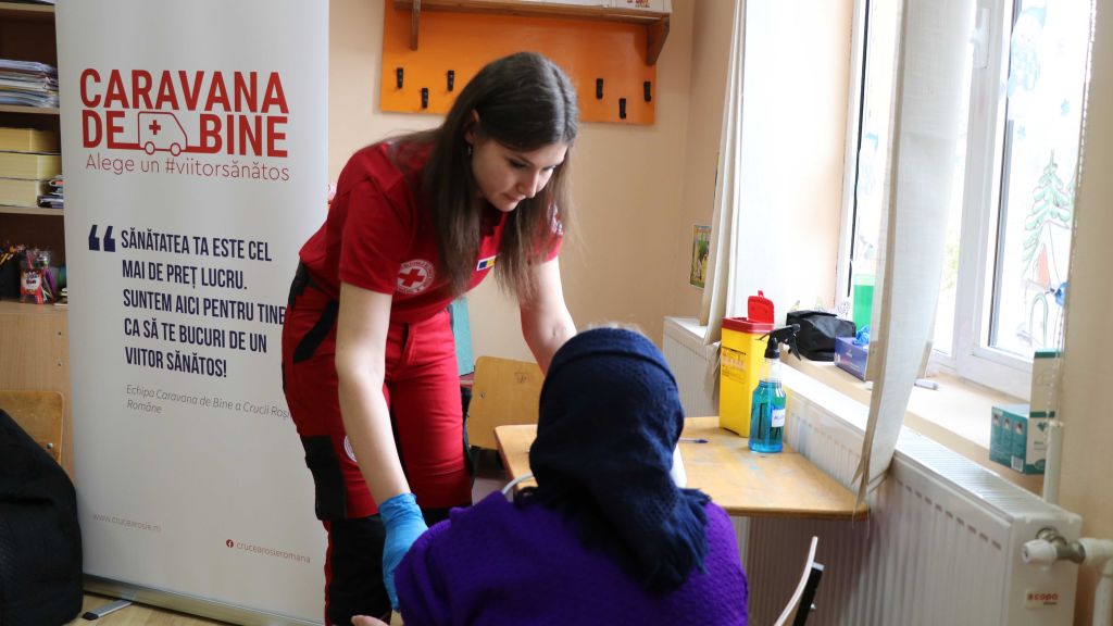 Flanco financially supports the Caravana de Bine project of the Romanian Red Cross: over 800 free consultations in just two months