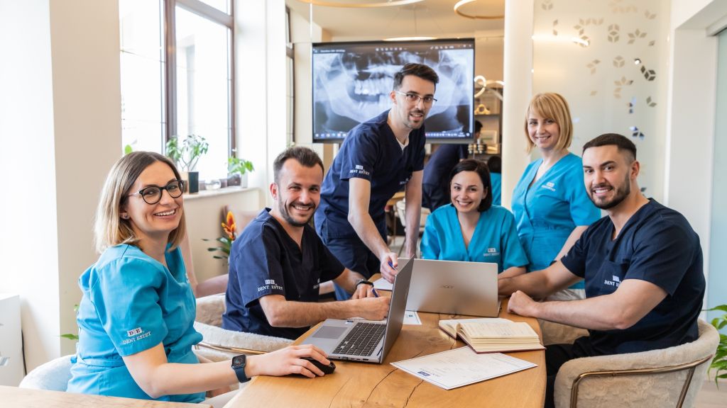 DENT ESTET lanseaza noile abonamente dentare Smart Choice, in parteneriat cu MedLife