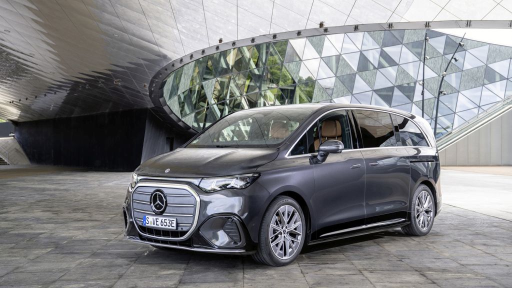 The new Mercedes-Benz VLE is now available to order in an expanded range of attractive variants