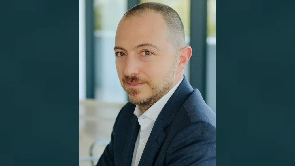 Studiu Deloitte: fanii cheltuie cu peste 25% mai mult pe platformele de streaming si devin principalul motor de crestere pentru industria media. GenAI schimba regulile retentiei si monetizarii in domeniu